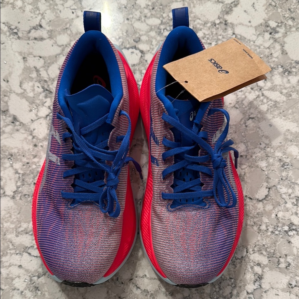ASICS Superblast